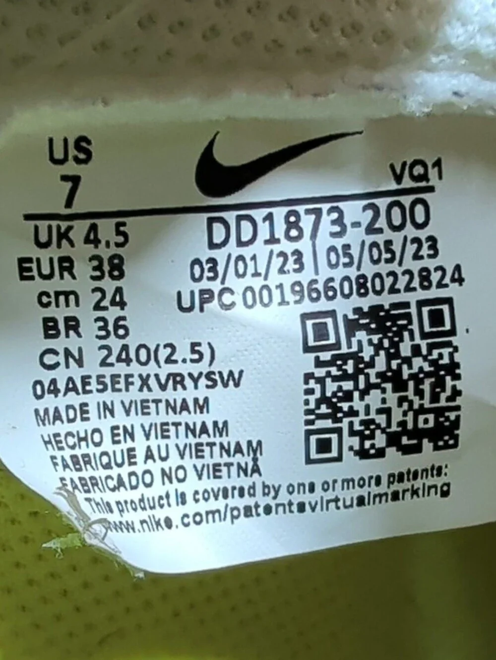 Nike Dunk Low Next Nature Beige Sail Women's size 7 DD1873-200